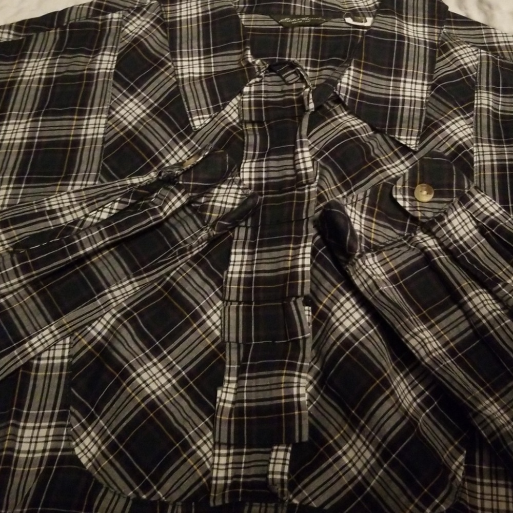 Eddie bauer plaid ruffle top large - Picture 2 of 3